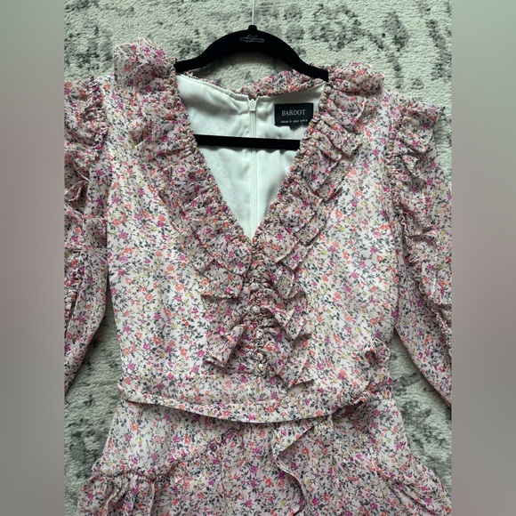 Alessia Floral Dress In Mini Flora - Picture 9 of 11